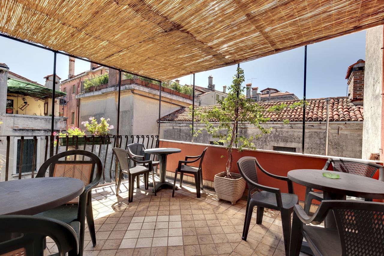 Casa Di Sara Bed and Breakfast Venetië Buitenkant foto
