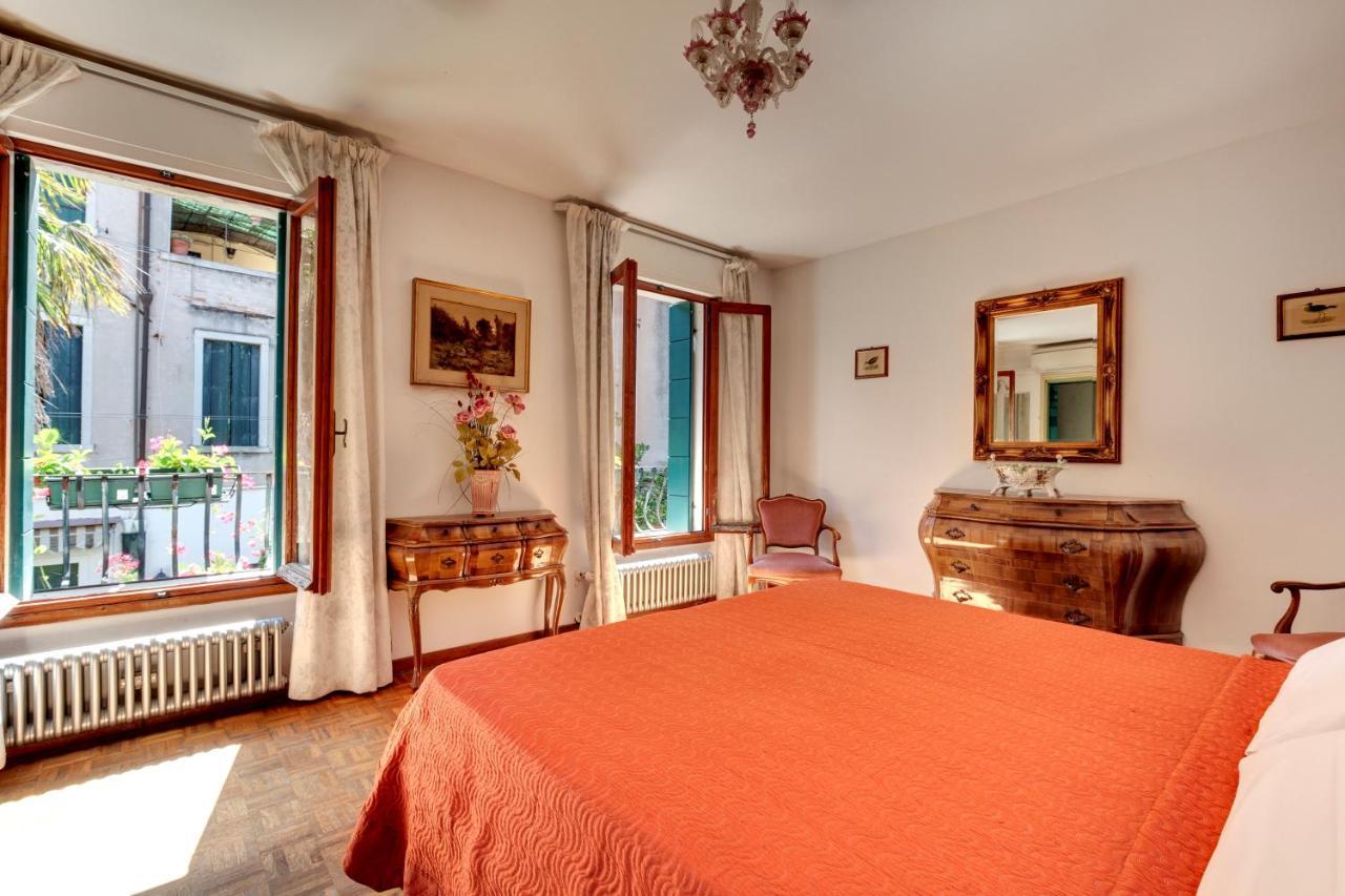 Casa Di Sara Bed and Breakfast Venetië Buitenkant foto