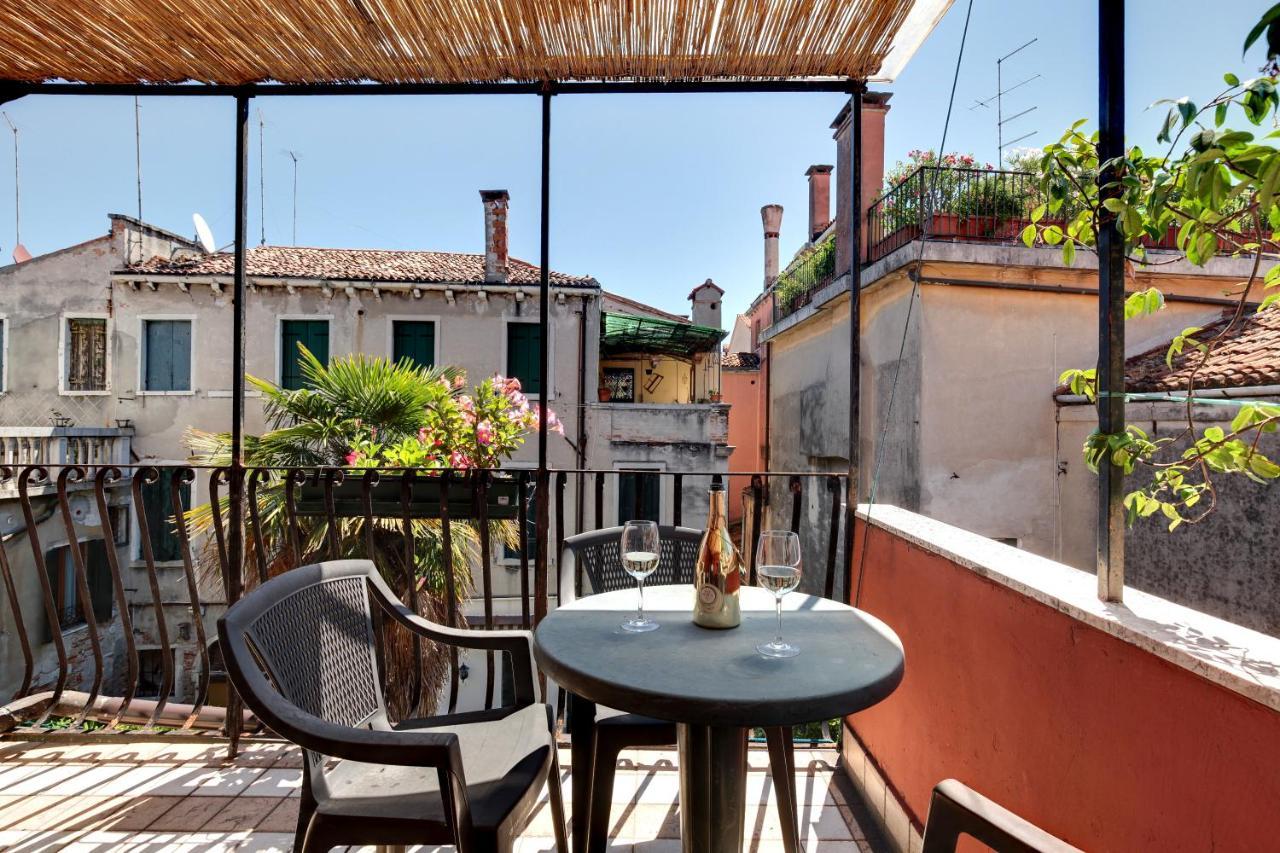 Casa Di Sara Bed and Breakfast Venetië Buitenkant foto